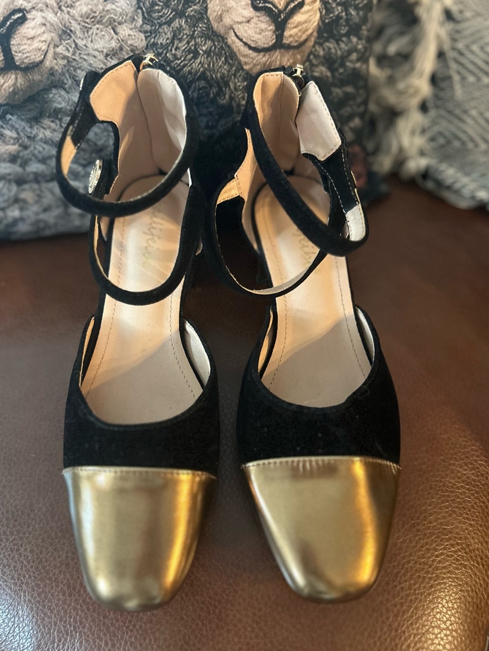 Block heel pumps - Picture 2 of 11